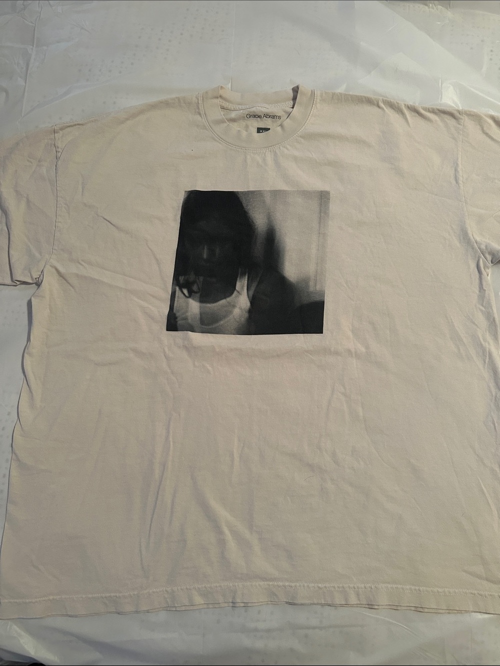 Gracie Abrams Graphic Tee Cream Short Sleeve Concert Shirt